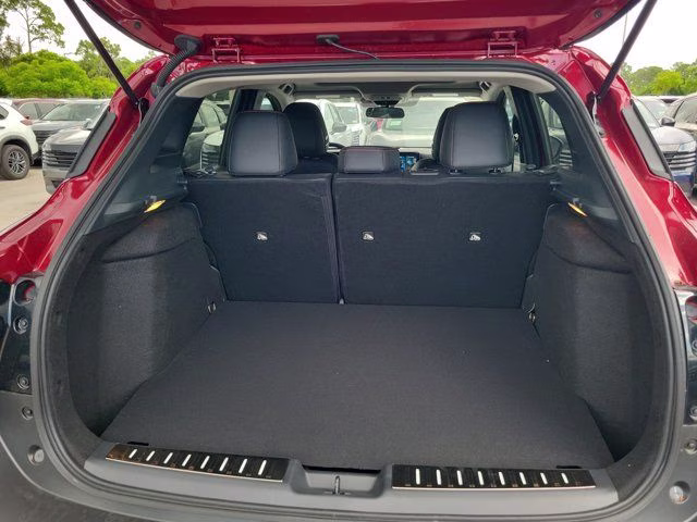 2026 Scarlet Ember Tintcoat Nissan Kicks SR AWD SUV