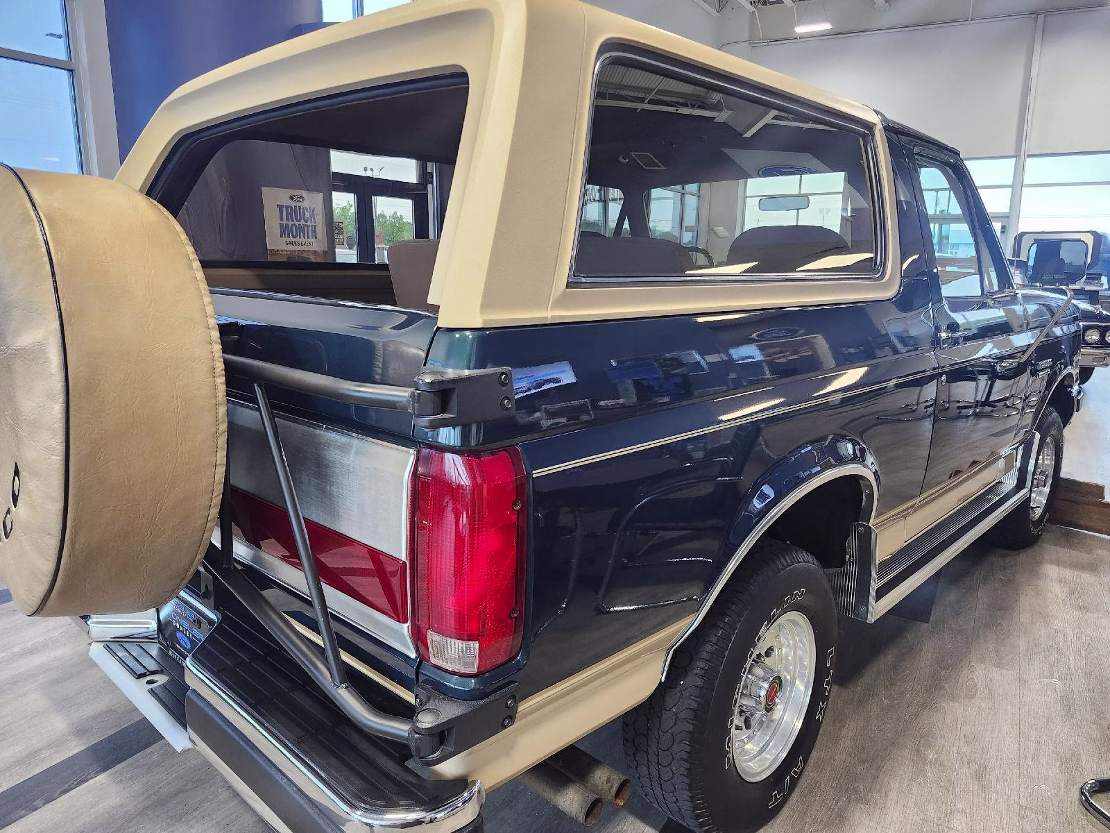 1991 Ford Bronco Eddie Bauer