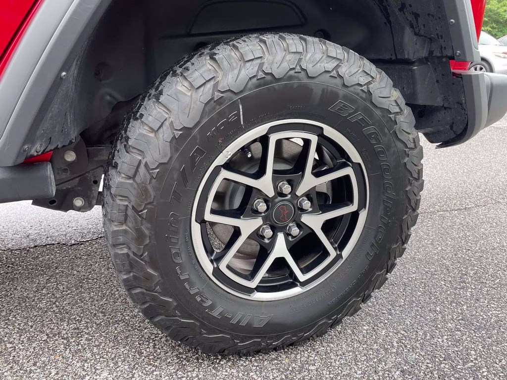 2025 Firecracker Red Clearcoat Jeep Wrangler Rubicon 4X4 SUV