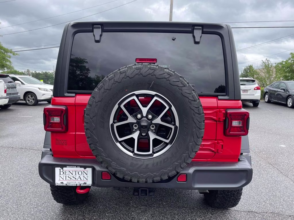 2025 Firecracker Red Clearcoat Jeep Wrangler Rubicon 4X4 SUV