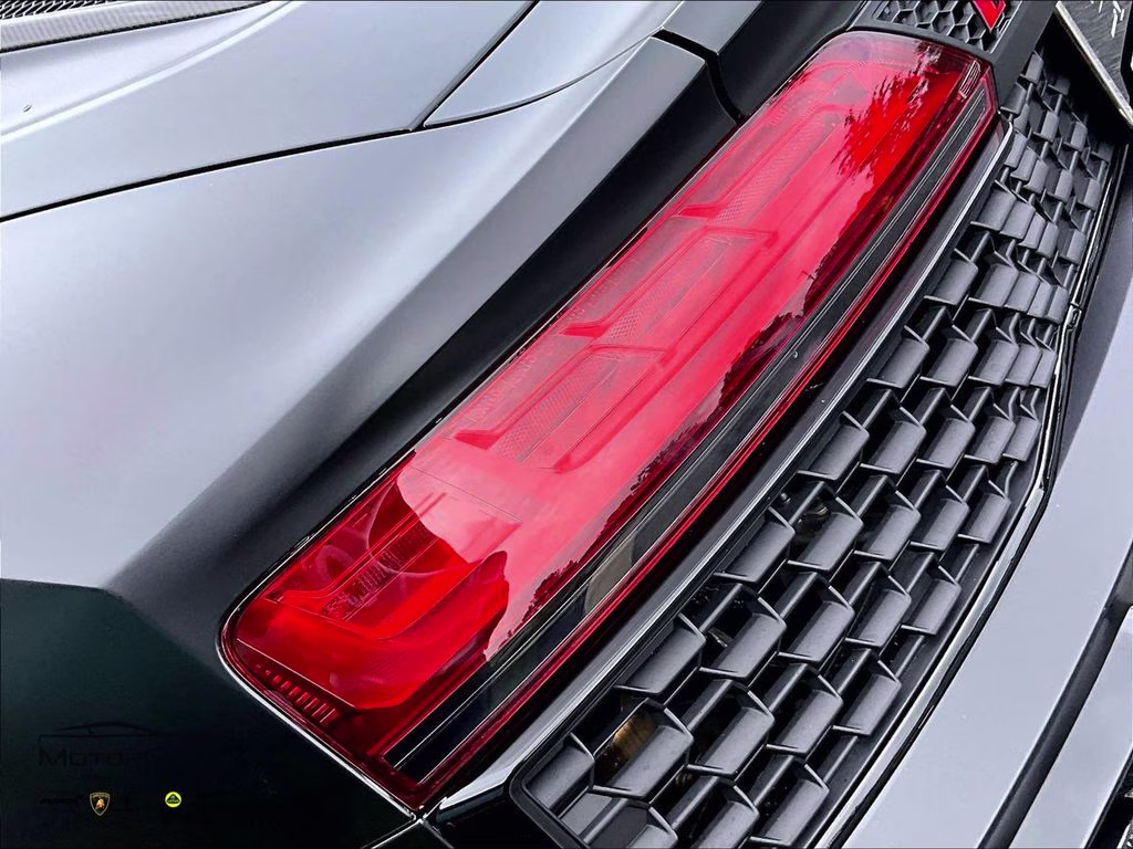 2023 Mythos Black Metallic/Black Roof Audi R8 V10 performance Spyder RWD Convertible