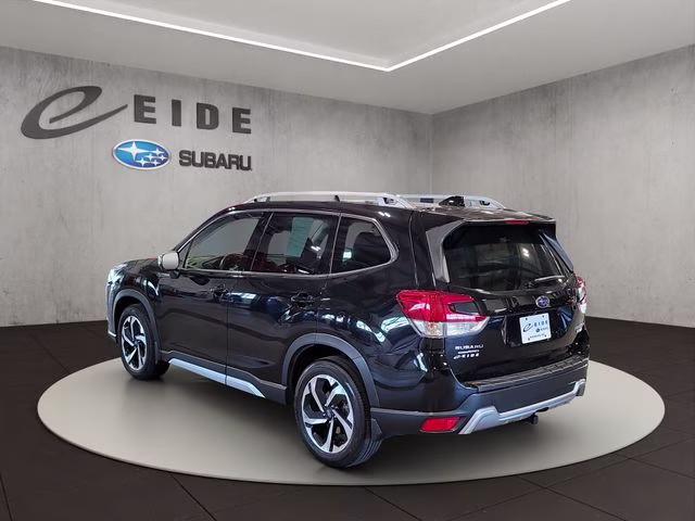 2023 Crystal Black Silica Subaru Forester Touring AWD SUV