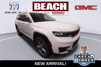 2021 Bright White Clearcoat Jeep Grand Cherokee L Limited RWD SUV