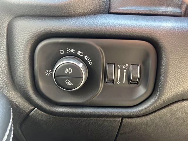 2020 Granite Crystal Metallic Clearcoat Ram 3500 Laramie 4X4 Truck