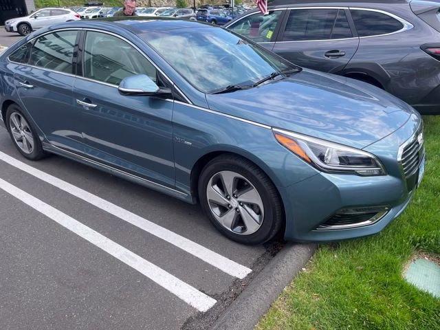2016 Graphite Blue Pearl Hyundai Sonata Hybrid Limited FWD Sedan