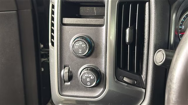 2014 Rainforest Green Metallic Chevrolet Silverado 1500 LT 4X4 Truck