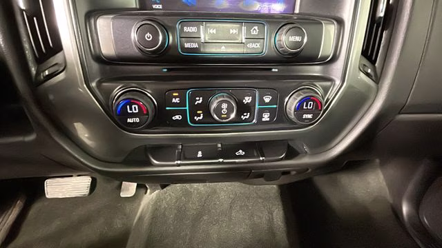 2014 Rainforest Green Metallic Chevrolet Silverado 1500 LT 4X4 Truck