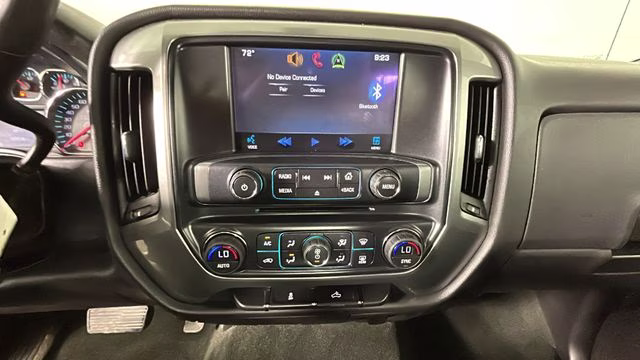 2014 Rainforest Green Metallic Chevrolet Silverado 1500 LT 4X4 Truck
