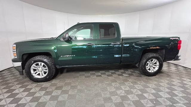 2014 Rainforest Green Metallic Chevrolet Silverado 1500 LT 4X4 Truck