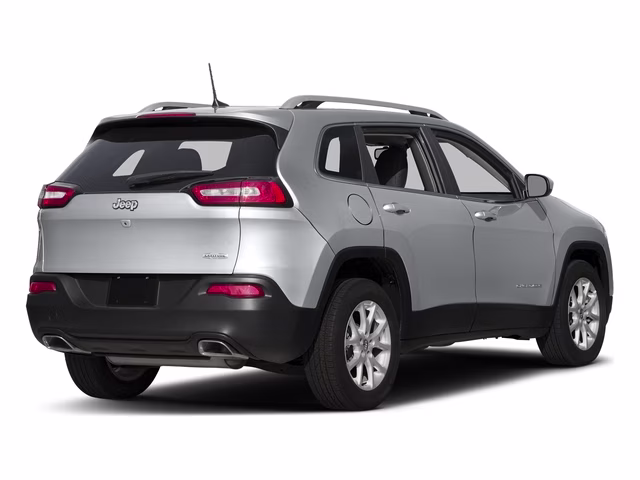 2016 Billet Silver Metallic Clearcoat Jeep Cherokee Latitude 4X4 SUV
