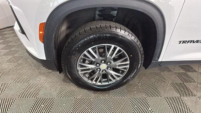 2024 Summit White Chevrolet Traverse LS FWD SUV