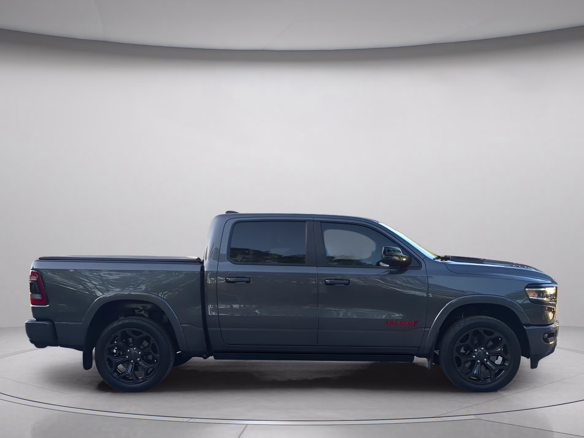 2023 Granite Crystal Metallic Clearcoat Ram 1500 Limited Crew Cab Pickup 4X4 Truck