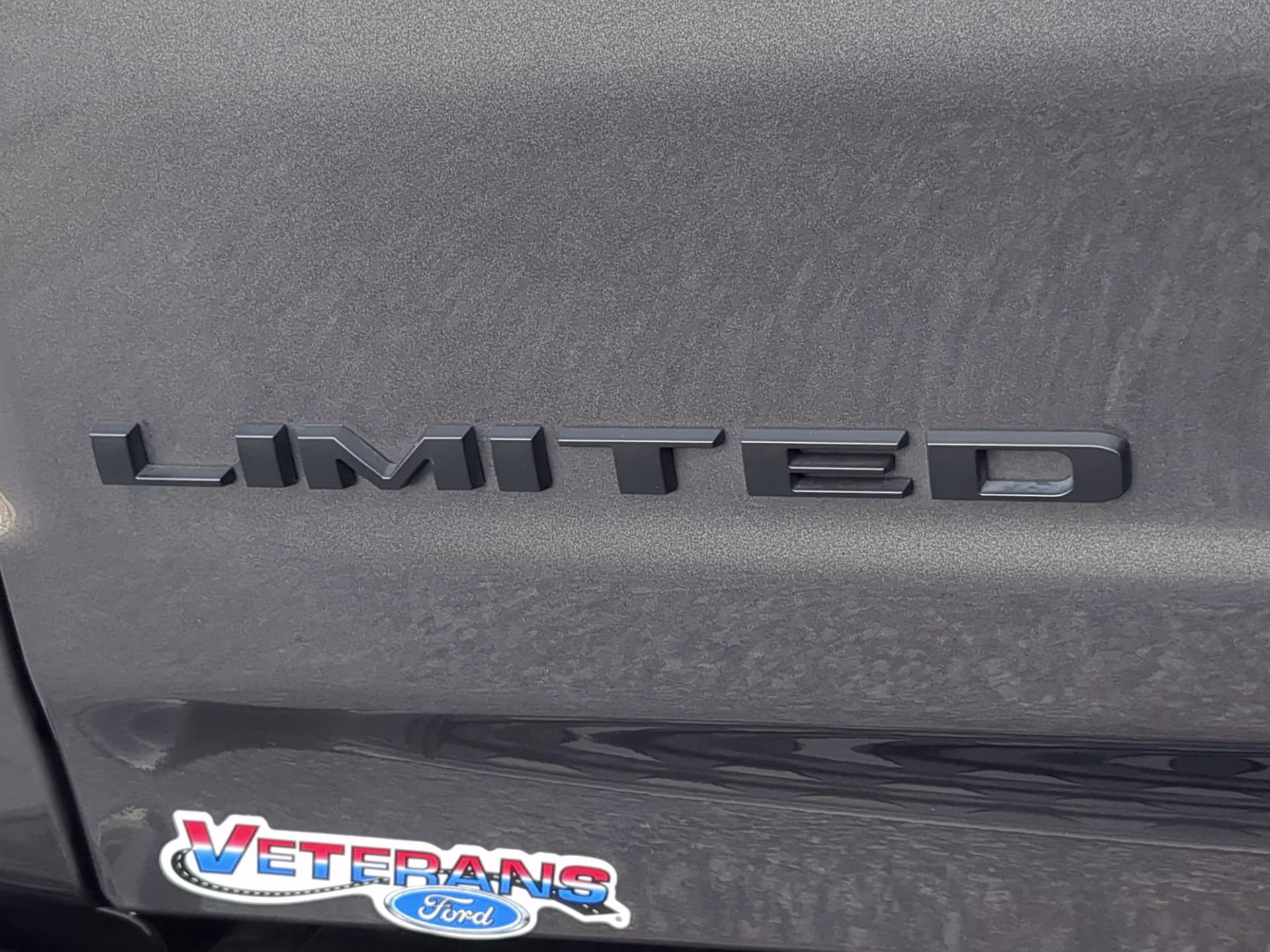 2023 Granite Crystal Metallic Clearcoat Ram 1500 Limited Crew Cab Pickup 4X4 Truck