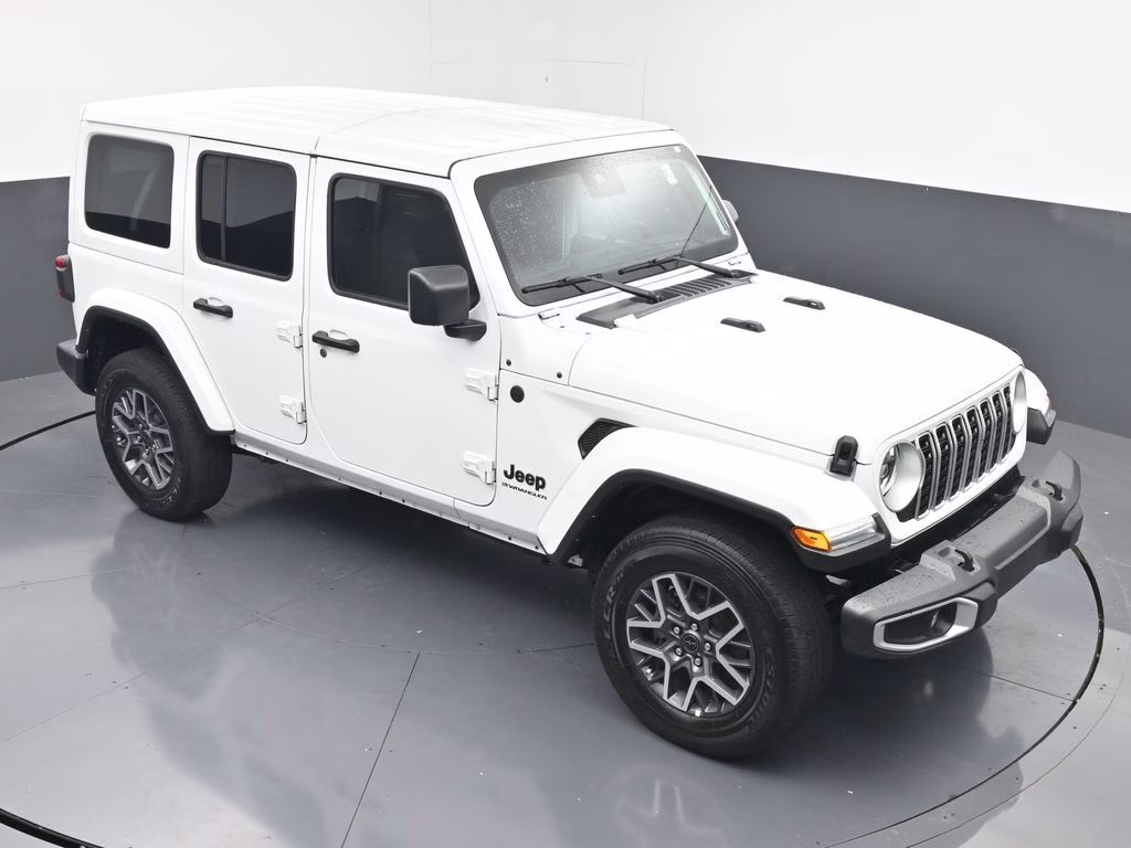 2025 Bright White Clearcoat Jeep Wrangler Sahara 4X4 SUV