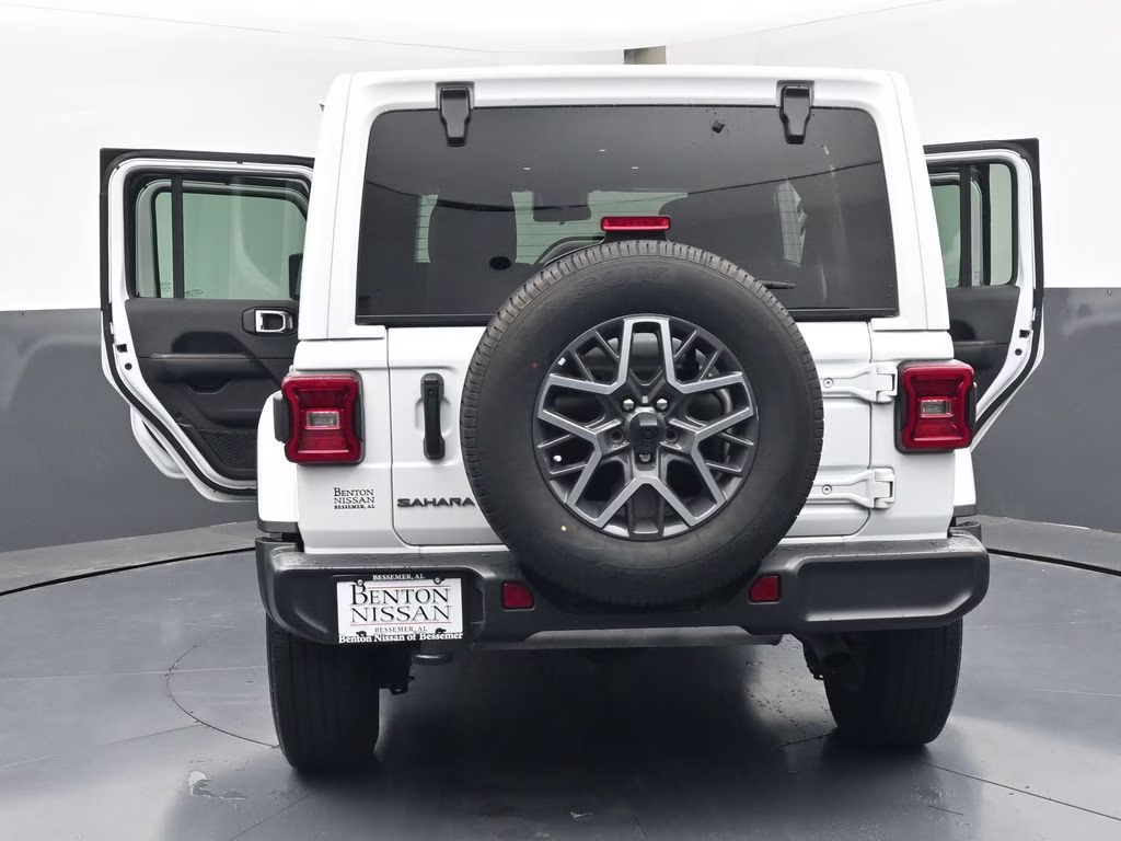 2025 Bright White Clearcoat Jeep Wrangler Sahara 4X4 SUV