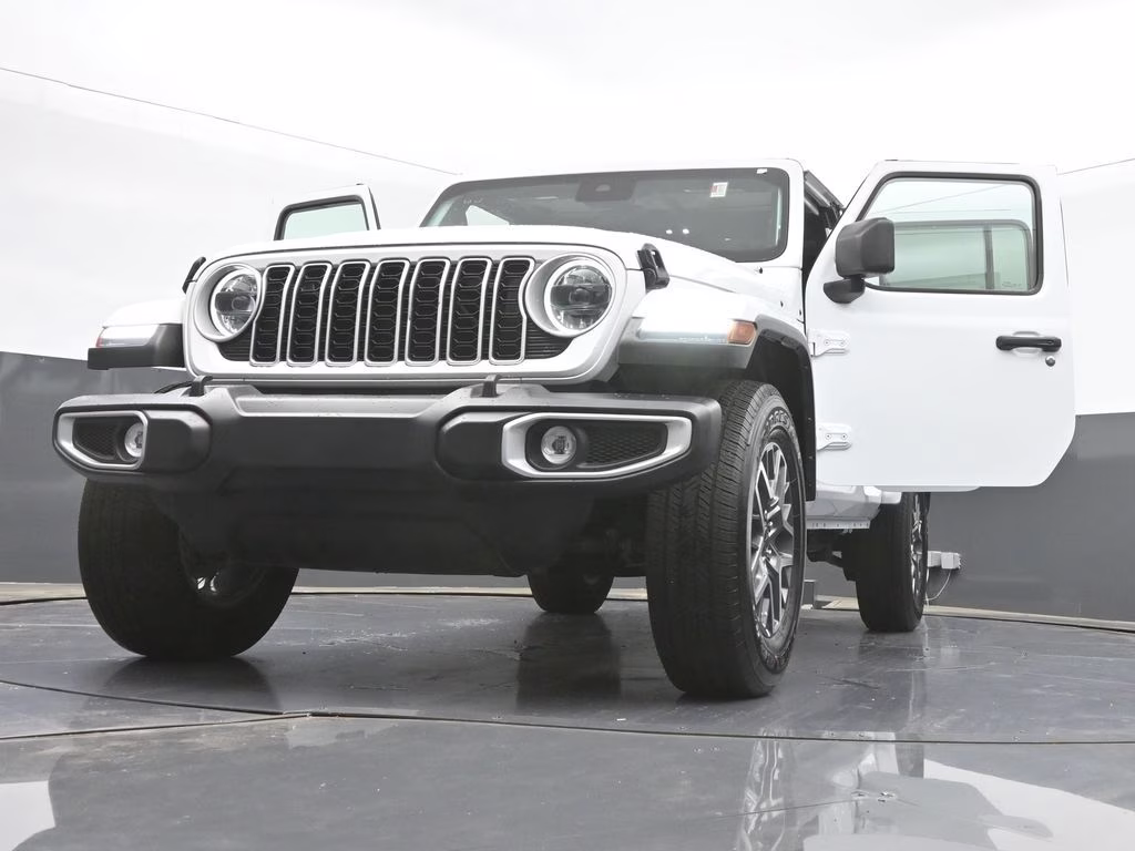 2025 Bright White Clearcoat Jeep Wrangler Sahara 4X4 SUV
