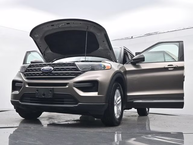 2021 Stone Gray Metallic Ford Explorer XLT RWD SUV