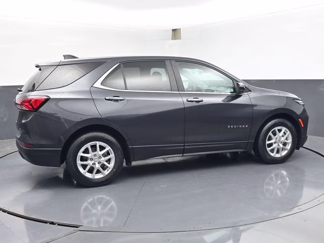 2022 Iron Gray Metallic Chevrolet Equinox LT FWD SUV