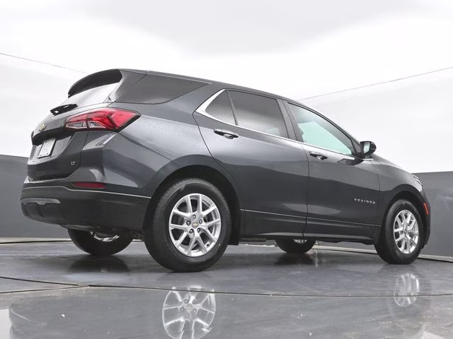 2022 Iron Gray Metallic Chevrolet Equinox LT FWD SUV