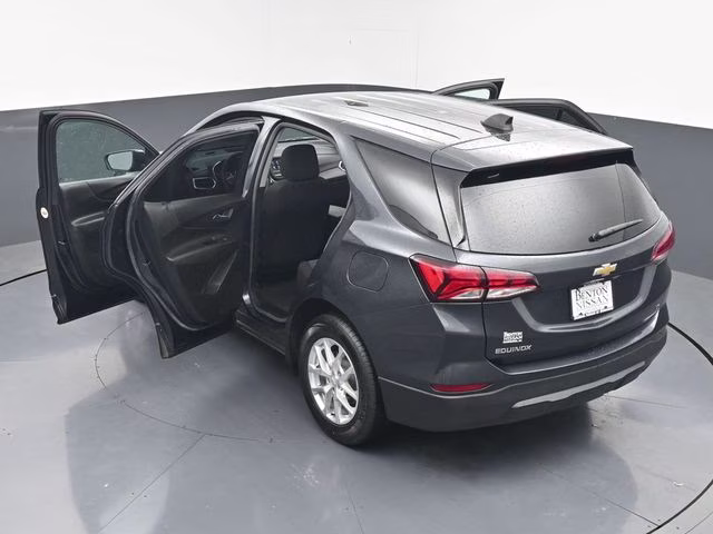 2022 Iron Gray Metallic Chevrolet Equinox LT FWD SUV
