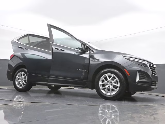 2022 Iron Gray Metallic Chevrolet Equinox LT FWD SUV