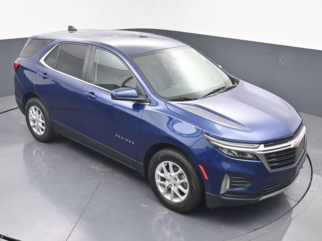 2022 Blue Glow Metallic Chevrolet Equinox LT FWD SUV