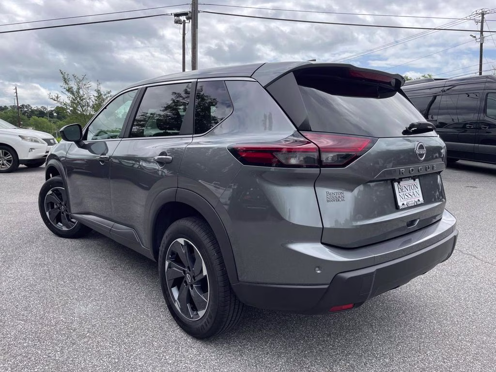2025 Gun Metallic Nissan Rogue SV FWD SUV