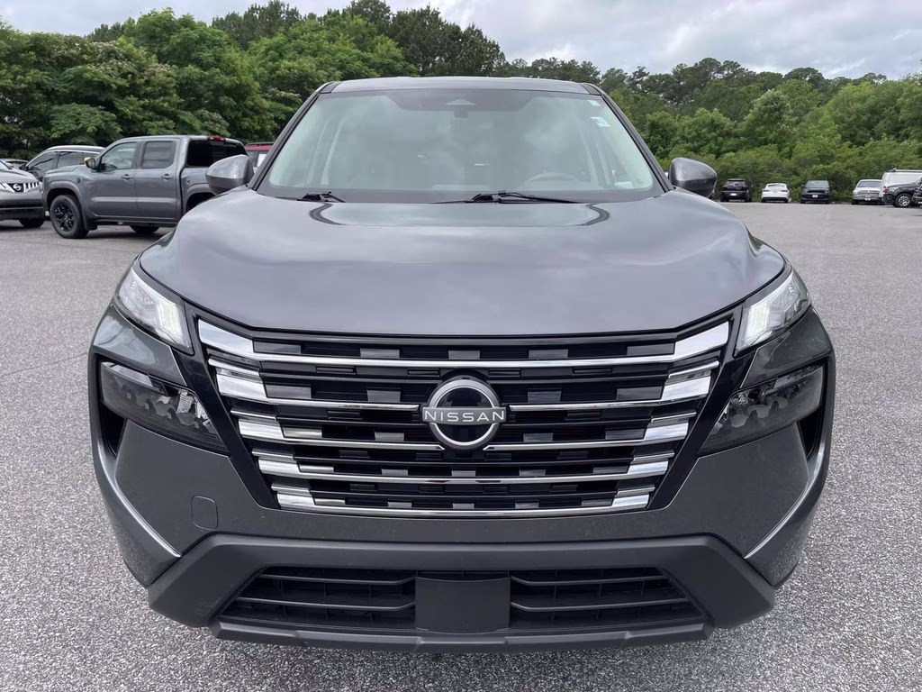 2025 Gun Metallic Nissan Rogue SV FWD SUV