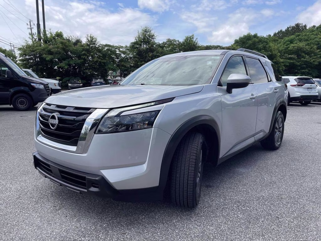 2025 Brilliant Silver Metallic Nissan Pathfinder SV 4X4 SUV
