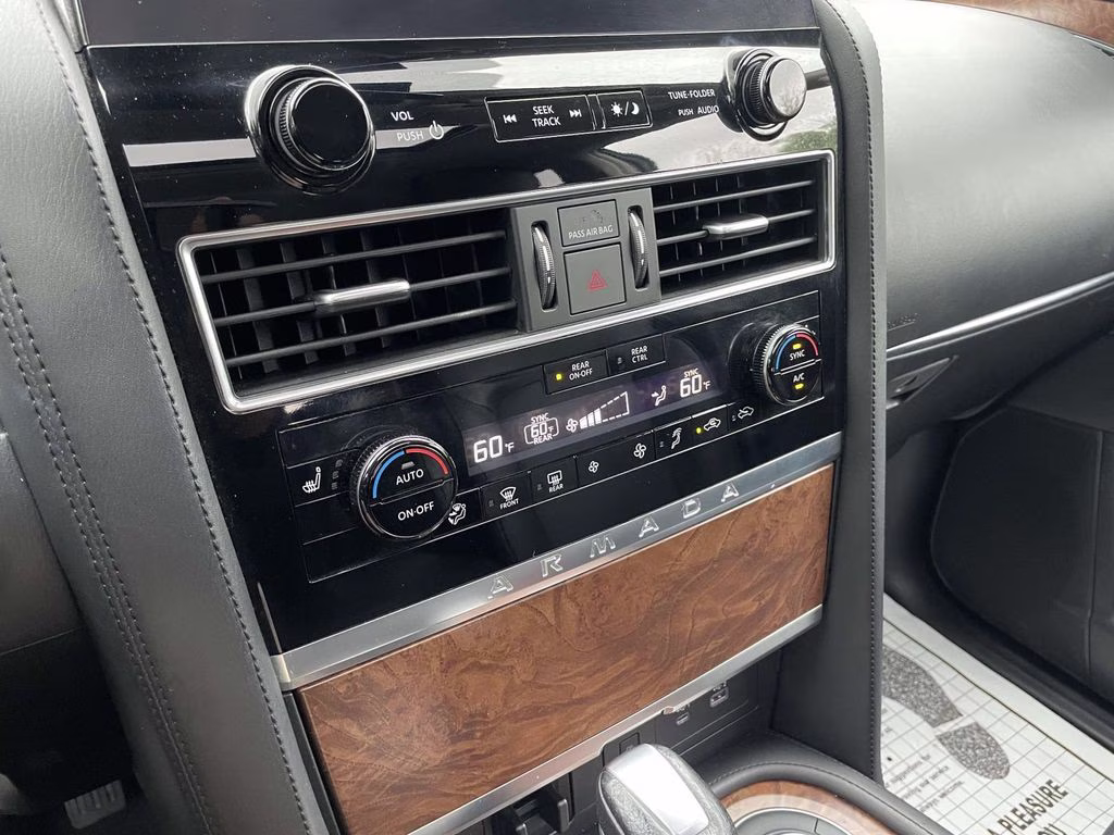 2023 Aspen White Tricoat Nissan Armada SL RWD SUV