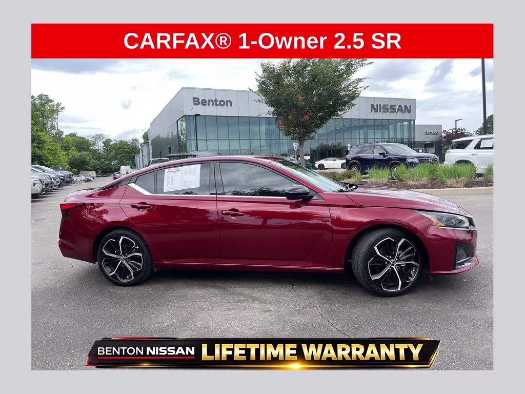 2024 Scarlet Ember Nissan Altima 2.5 SR FWD Sedan