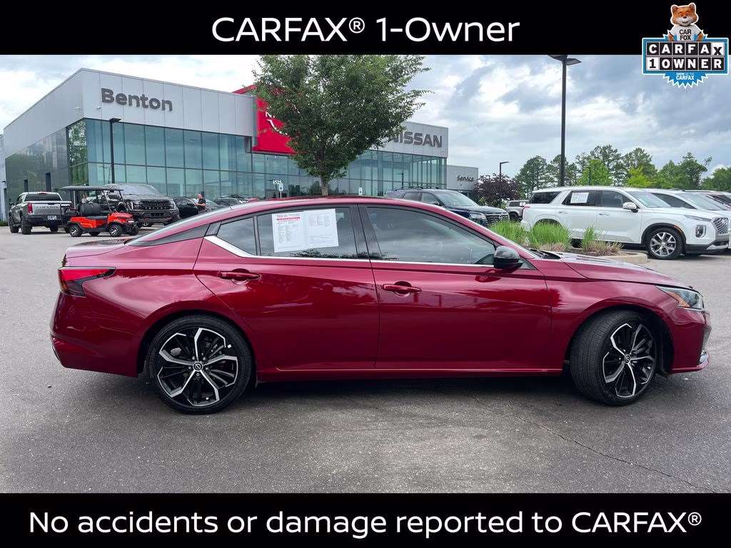 2024 Scarlet Ember Nissan Altima 2.5 SR FWD Sedan