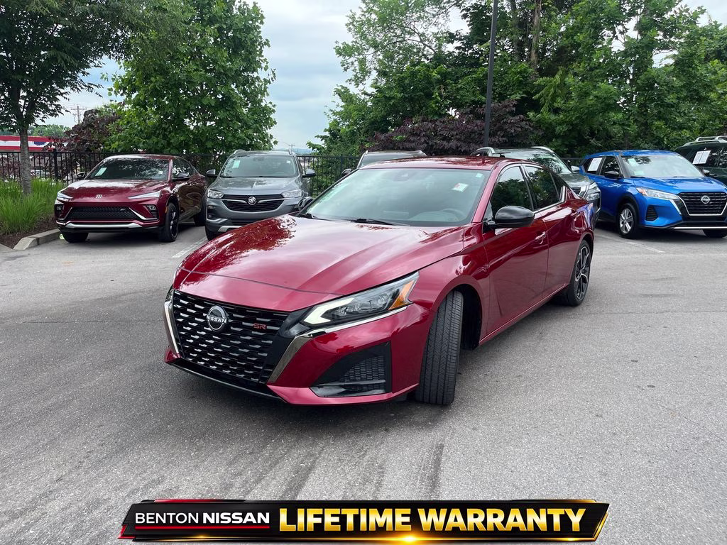 2024 Scarlet Ember Nissan Altima 2.5 SR FWD Sedan