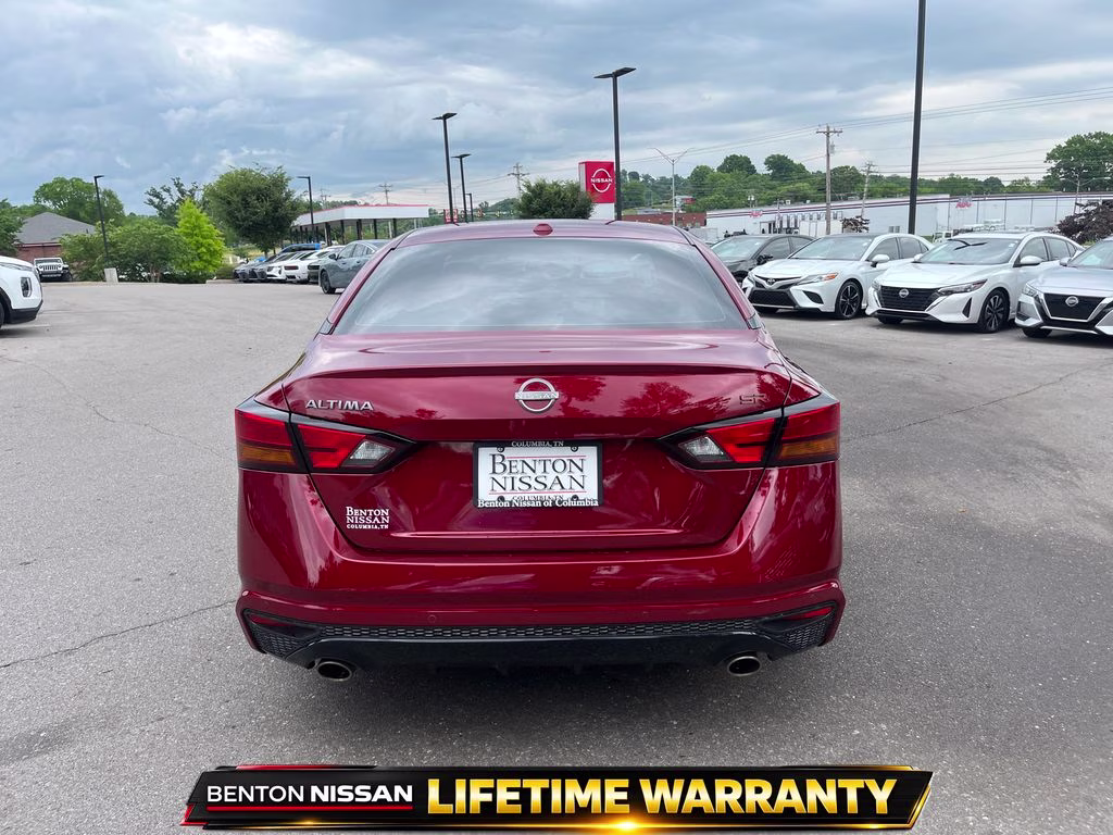 2024 Scarlet Ember Nissan Altima 2.5 SR FWD Sedan