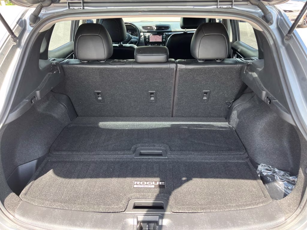 2021 Gun Metallic Nissan Rogue Sport SL FWD SUV