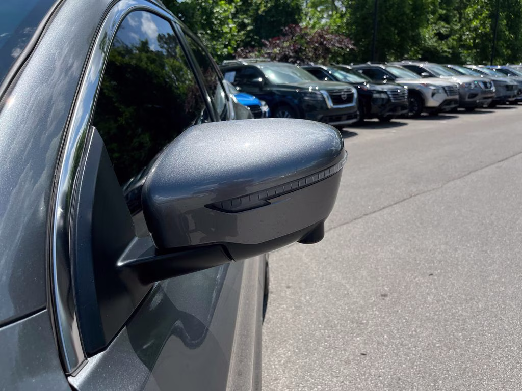 2021 Gun Metallic Nissan Rogue Sport SL FWD SUV