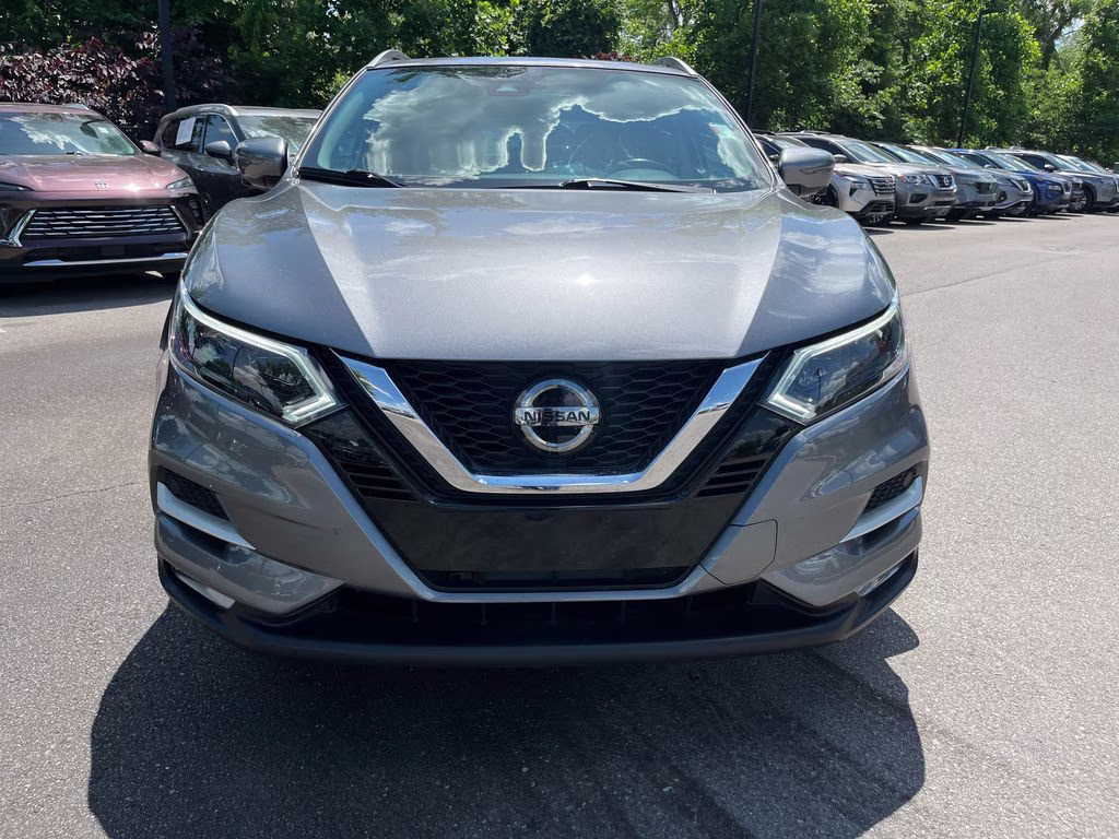 2021 Gun Metallic Nissan Rogue Sport SL FWD SUV