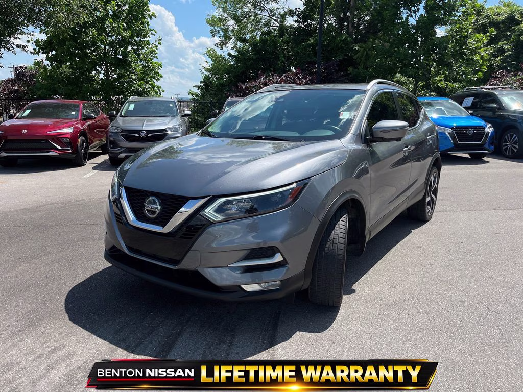 2021 Gun Metallic Nissan Rogue Sport SL FWD SUV