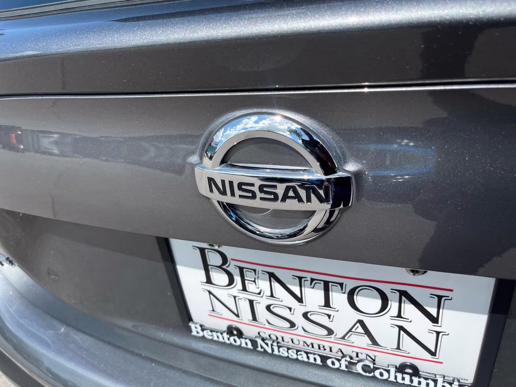 2021 Gun Metallic Nissan Rogue Sport SL FWD SUV