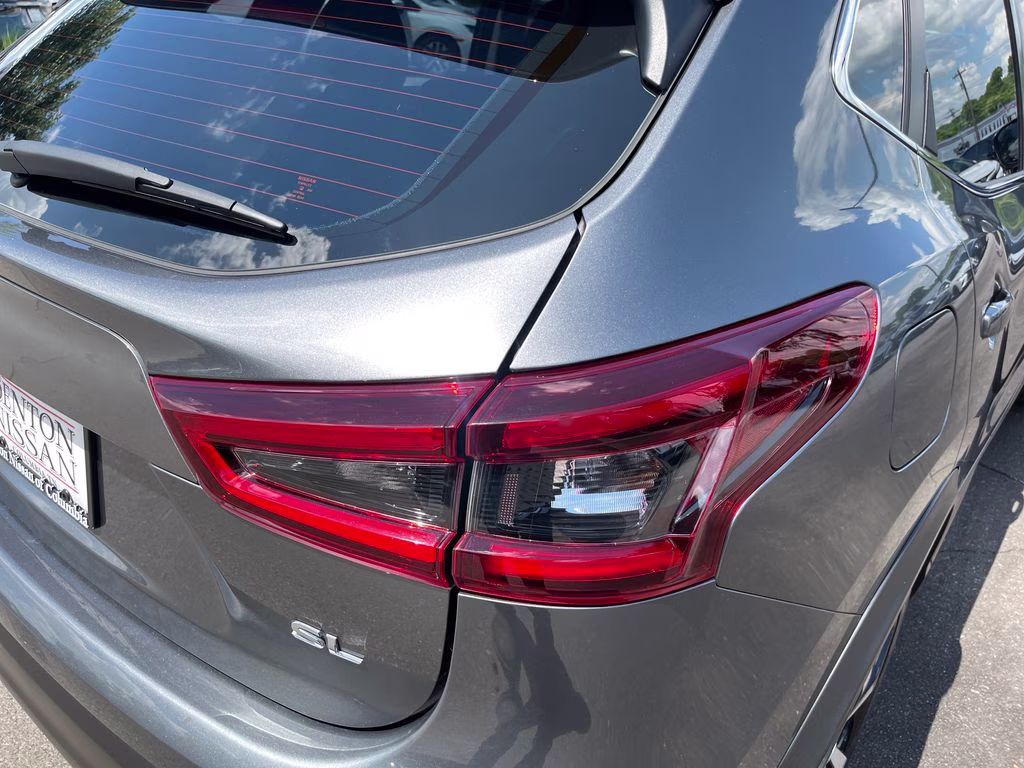 2021 Gun Metallic Nissan Rogue Sport SL FWD SUV