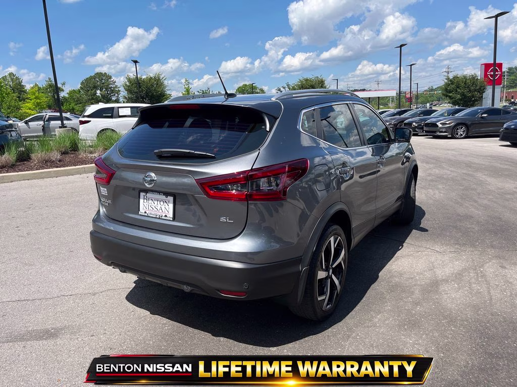 2021 Gun Metallic Nissan Rogue Sport SL FWD SUV