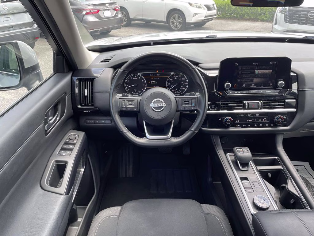 2025 Brilliant Silver Metallic Nissan Pathfinder SV 4X4 SUV
