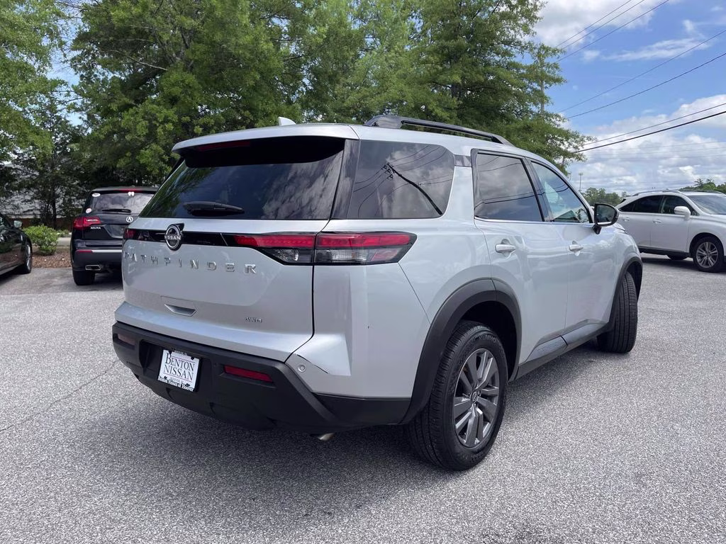 2025 Brilliant Silver Metallic Nissan Pathfinder SV 4X4 SUV