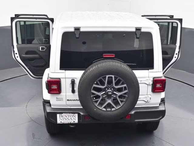 2025 Bright White Clearcoat Jeep Wrangler Sahara 4X4 SUV