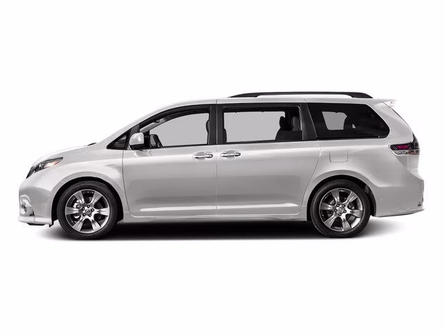 2017 White Toyota Sienna L FWD Van