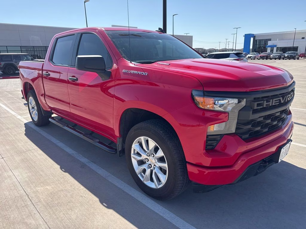 2025 Chevrolet Silverado 1500 Custom Crew Cab Short Box's photo