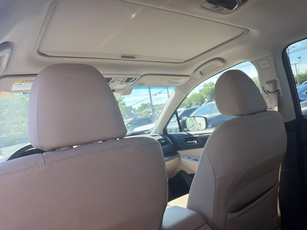 2019 Green Metallic Subaru Outback 2.5i AWD SUV