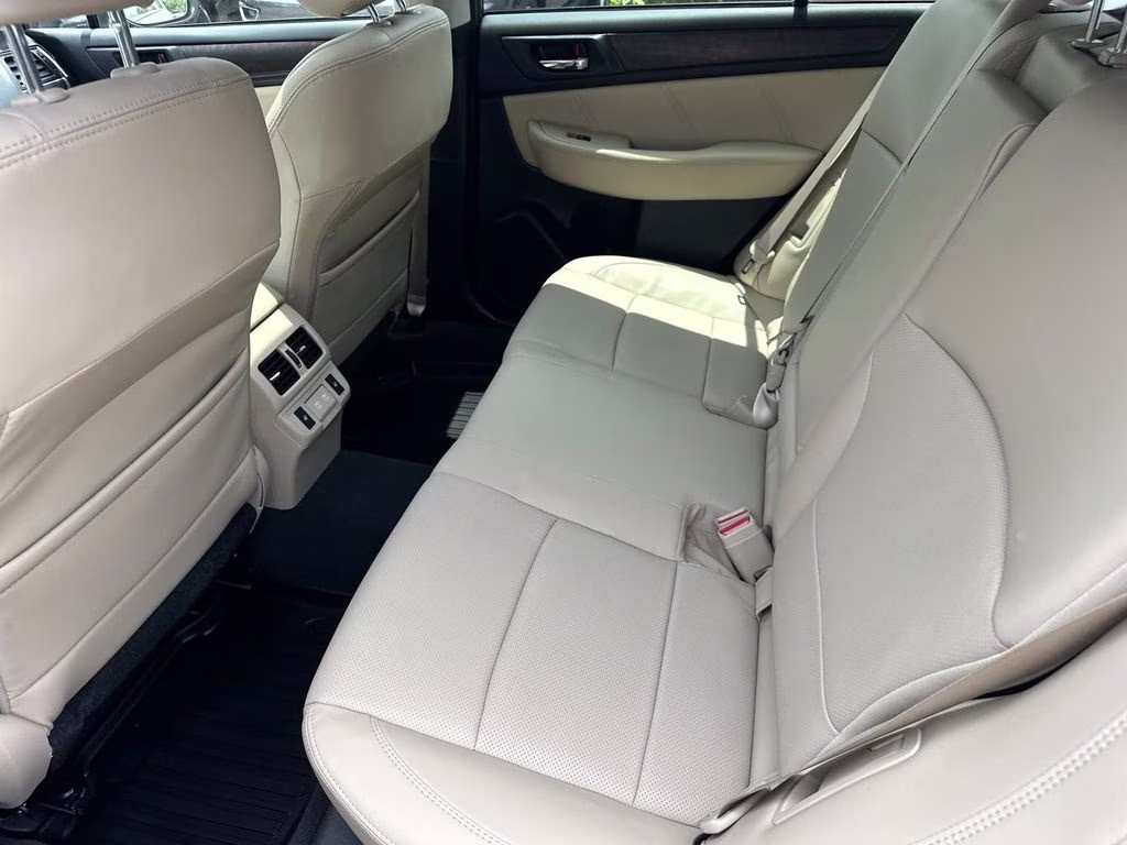 2019 Wilderness Green Metallic Subaru Outback 2.5i AWD SUV