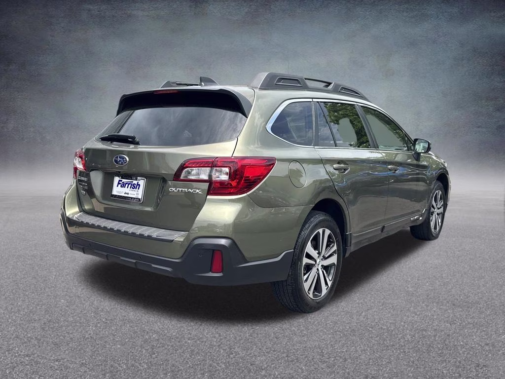 2019 Wilderness Green Metallic Subaru Outback 2.5i AWD SUV