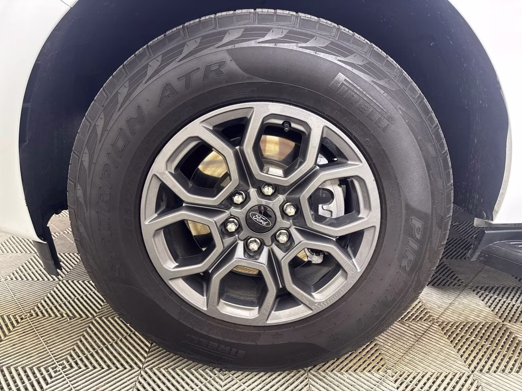 2025 Oxford White Ford Expedition Max Active RWD SUV